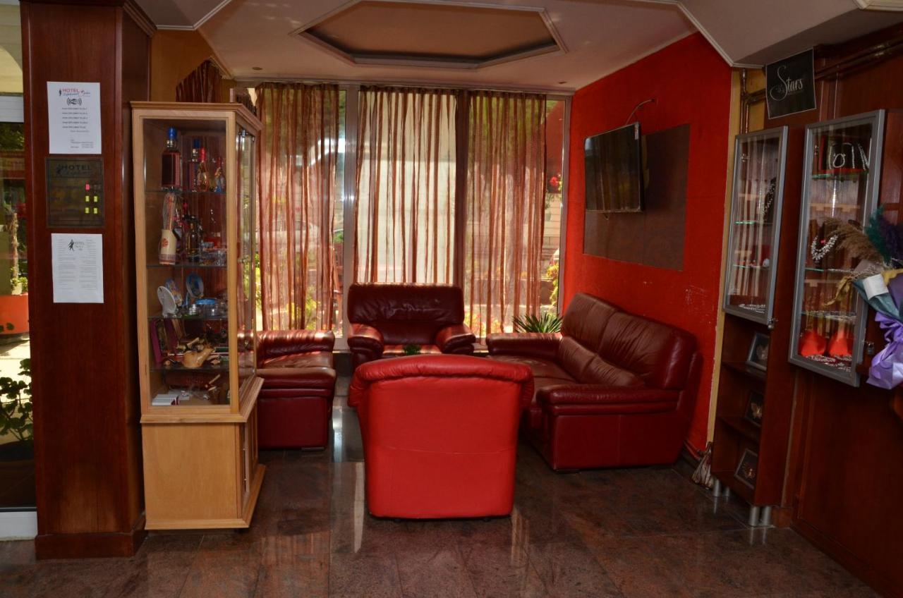 Hotel Diplomat Plus Ohrid Exterior foto