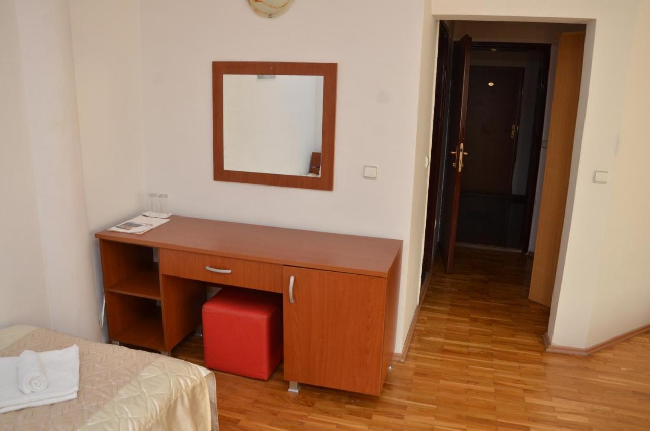 Hotel Diplomat Plus Ohrid Exterior foto